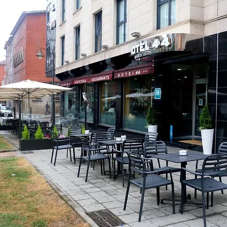 44 Gijón