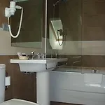 Hotel 44 3*