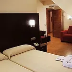 44 Hotel