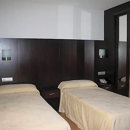 44 Hotel
